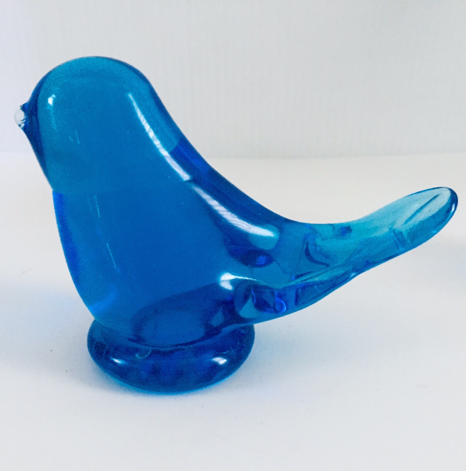 OZARK STUDIOS “Byron Hicks” & BLUEBIRD OF HAPPYNESS “Leo Ward” GLASS BLUEBIRDS