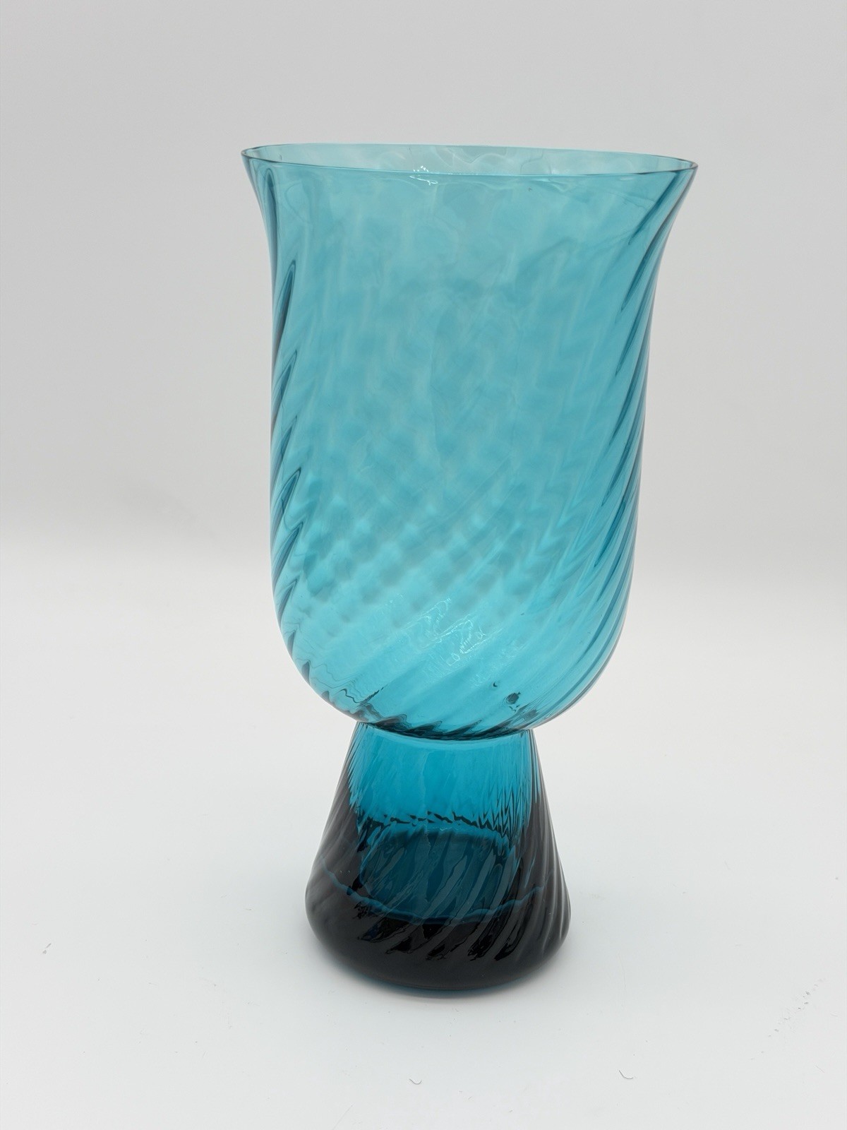 Empoli Italy Handblown Art Glass Diamond Optic Teal Pedestal Vase 8.5” Swirl