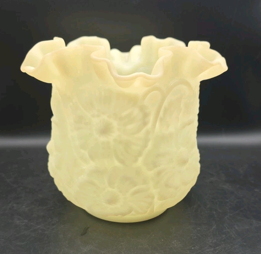 Vintage Fenton Green Ruffle Poppy Flower Frosted Uranium Glass Vase or Planter
