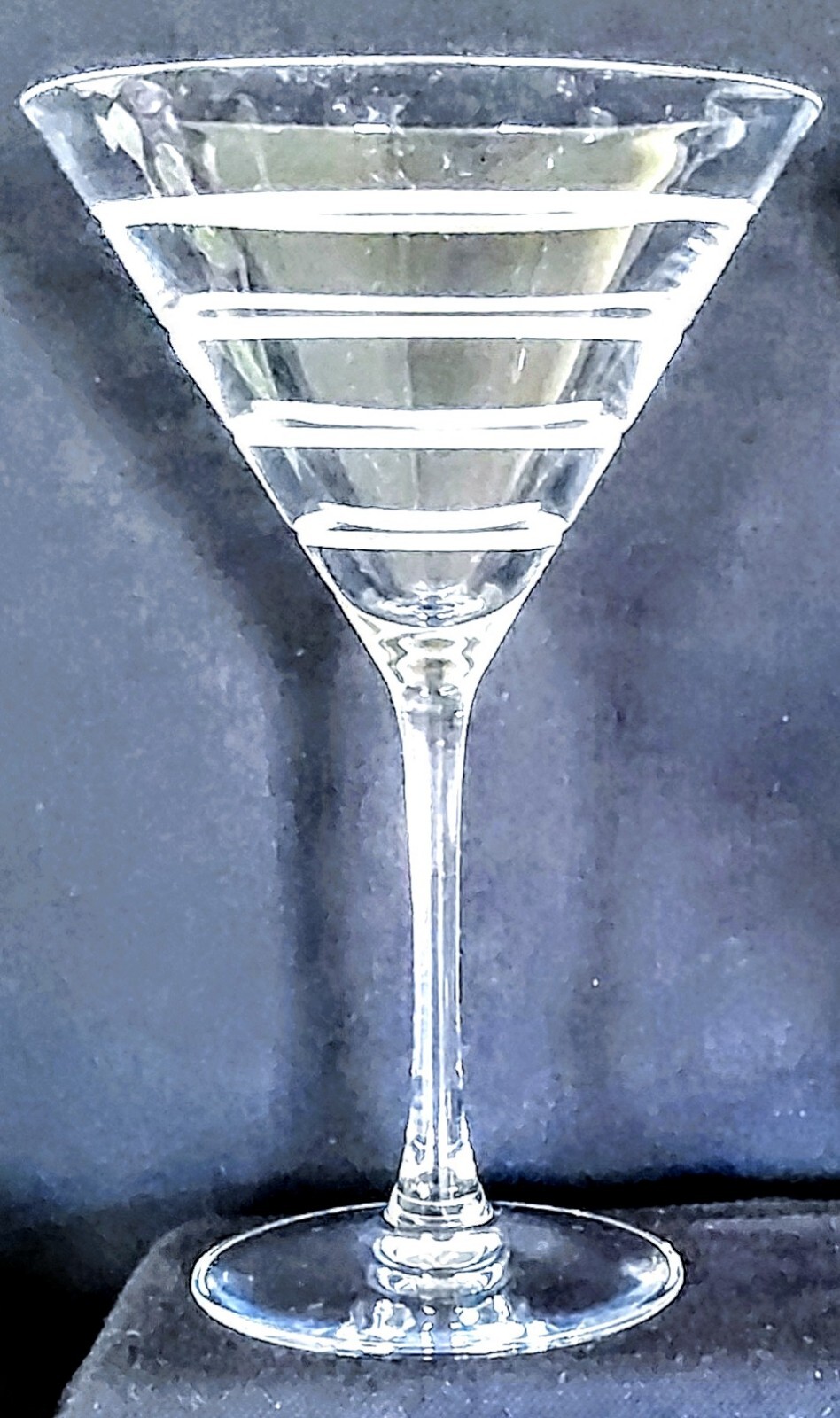 MIKASA CHEERS CRYSTAL GEOMETRIC CUT MARTINI GLASSES, 11 LARGE 10 OZ STEMS, MINT