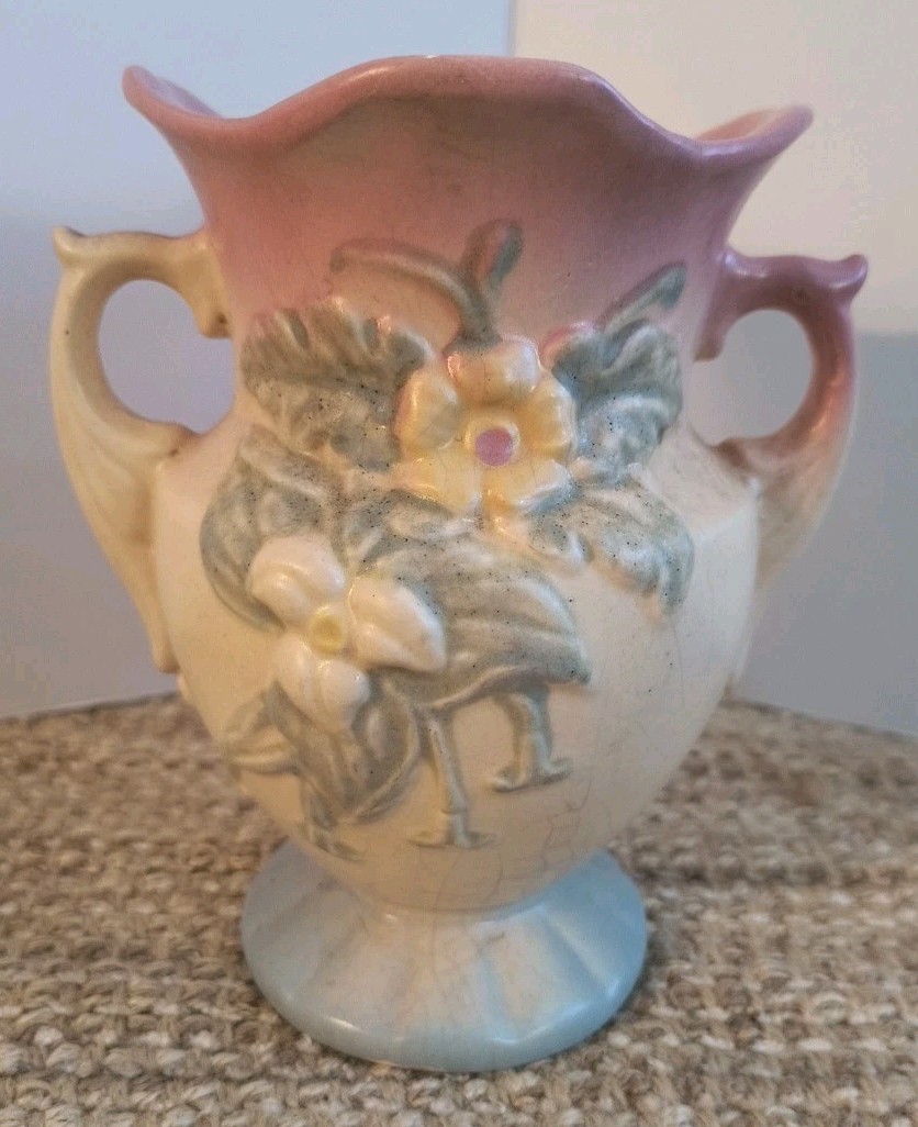 Vintage Hull Art Pottery Vase Wild Flowers W-4 6 1/2″ Floral Design Handles