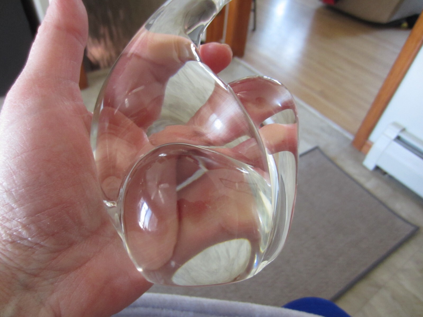 VTG. LARGE SIGNED art glass cat Unbranded clear color 7 3/4 in. tall