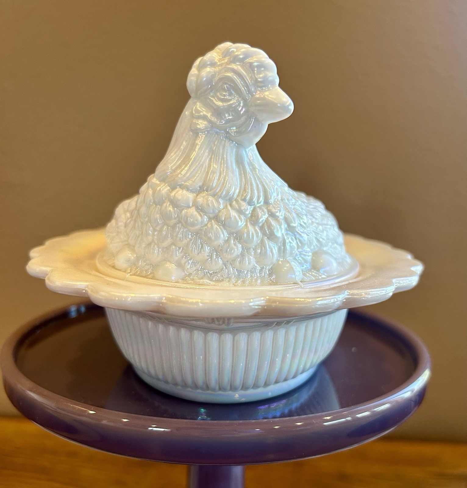 MOSSER White Milk Glass Carnival Hen Chicken on Nest Iridescent 6” STUNNING!