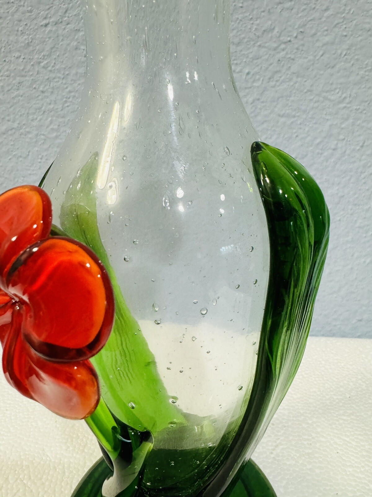 Celebration Art Glass Vase Clear Applied Red Hibiscus 10″ Bubbles Vintage