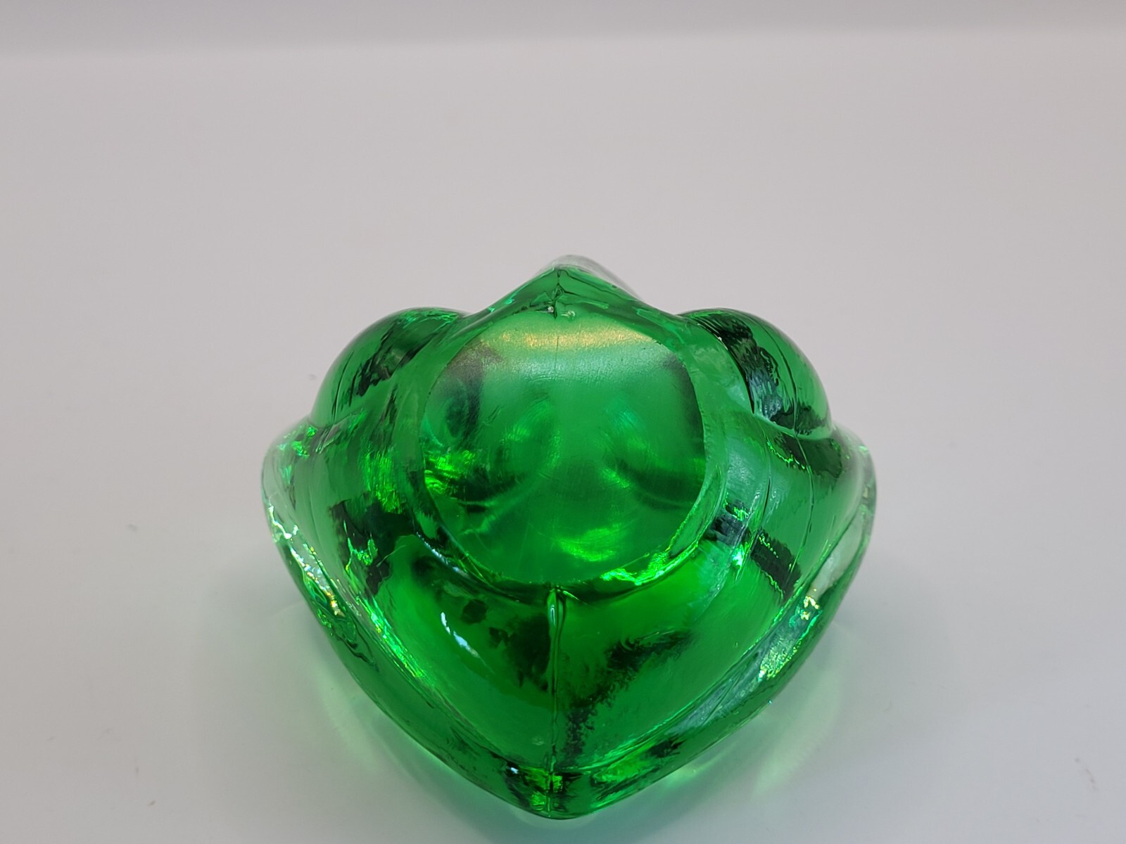 Silvestri Green Glass Frog Figurine