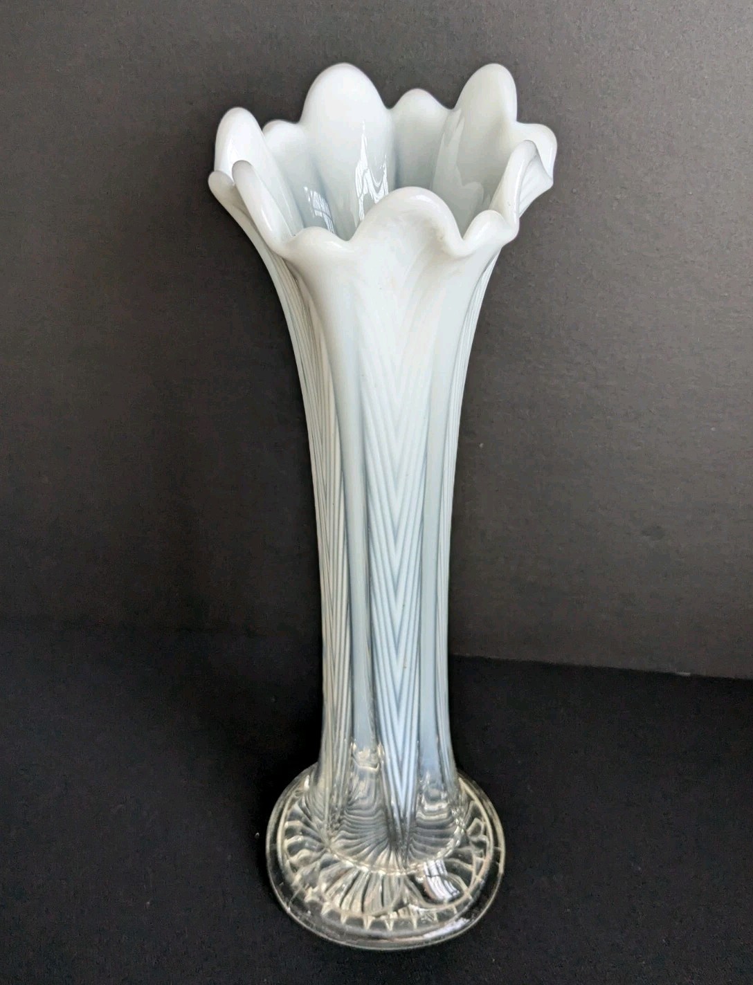Atq Northwood Pulled Feather Milky White Swung Vase 10 3/4 Inches Tall