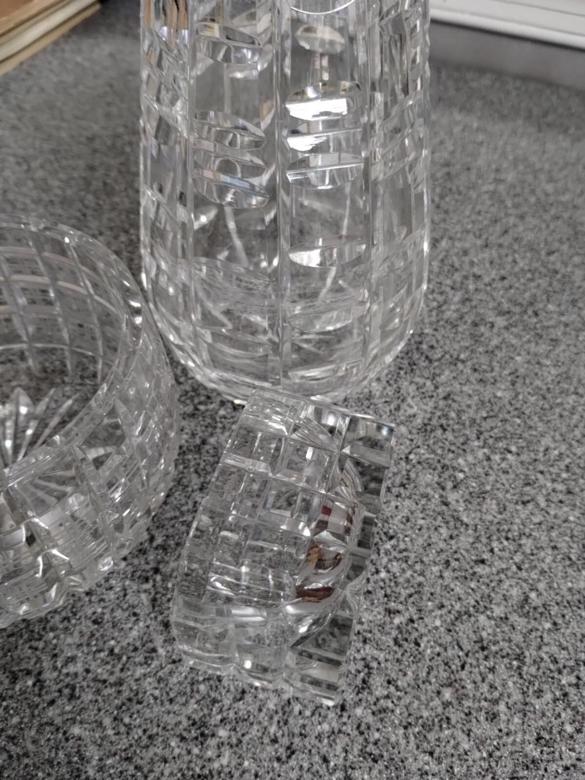 1 Waterford Crystal 7″ Vase Tralee Pattern, 1candy Bowl, 1 Candle Holder