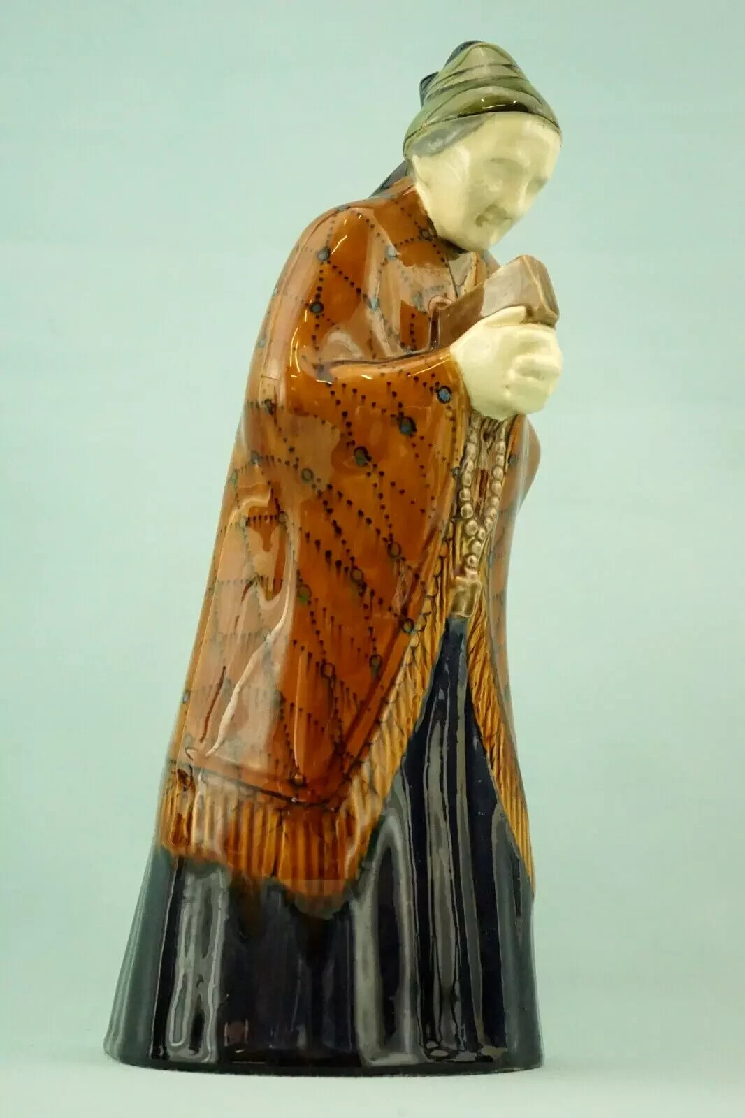 M. POWOLNY Wiener Keramik Ceramic sculpture Old woman Bible and rosary Austria