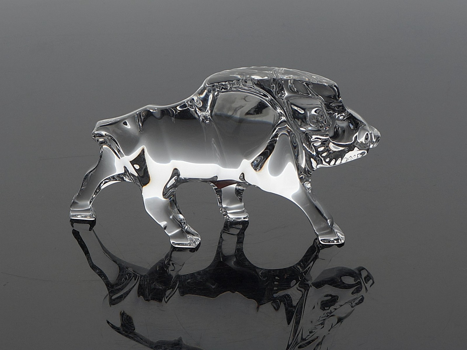 BACCARAT CHINESE ZODIAC BOAR RAZORBACK (2106518) CLEAR CRYSTAL FIGURINE – 2007