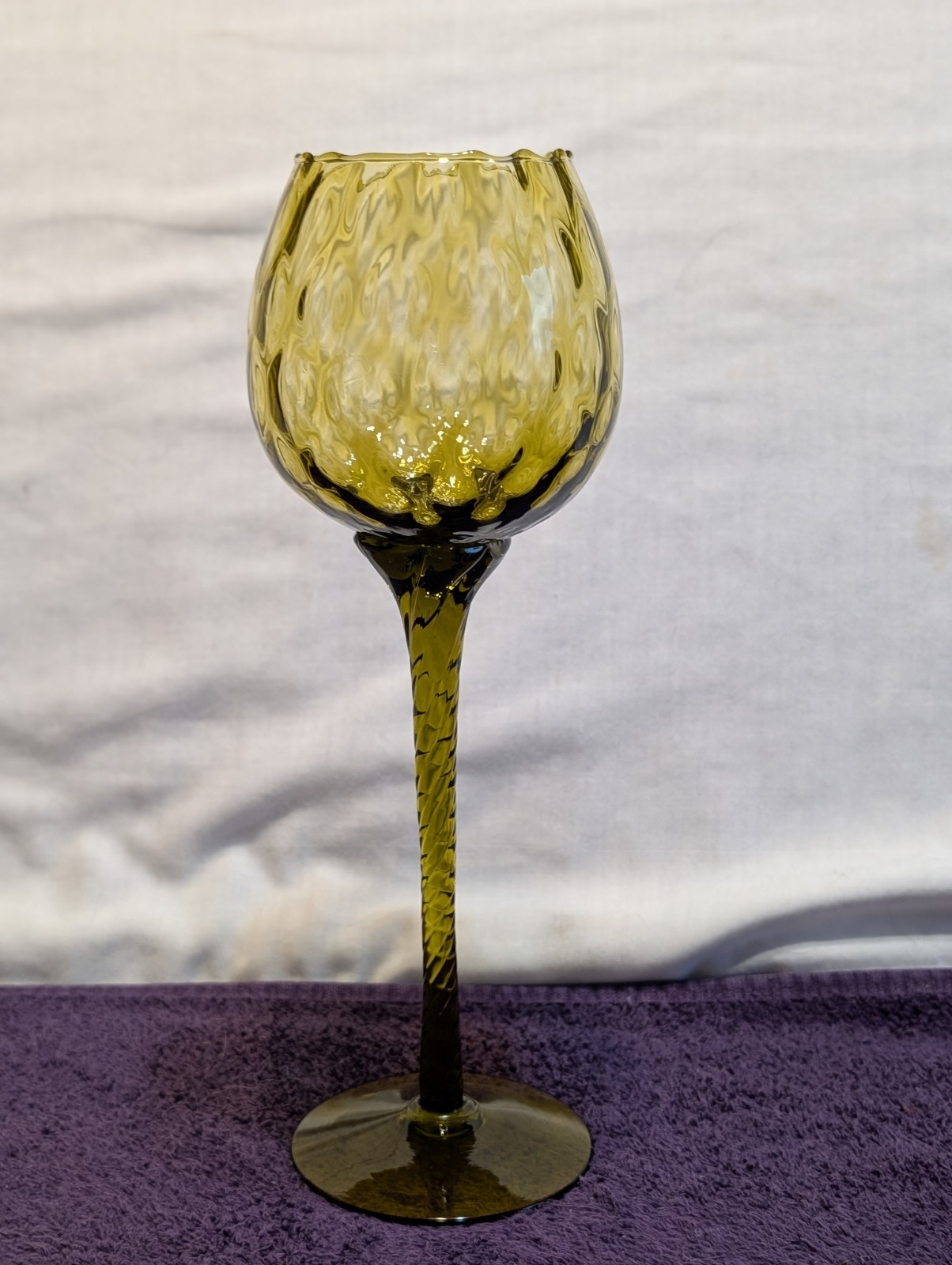 Vintage Empoli 10 3/4″ Tall Green Twisted Stem Art Glass Candle Holder Italy MCM