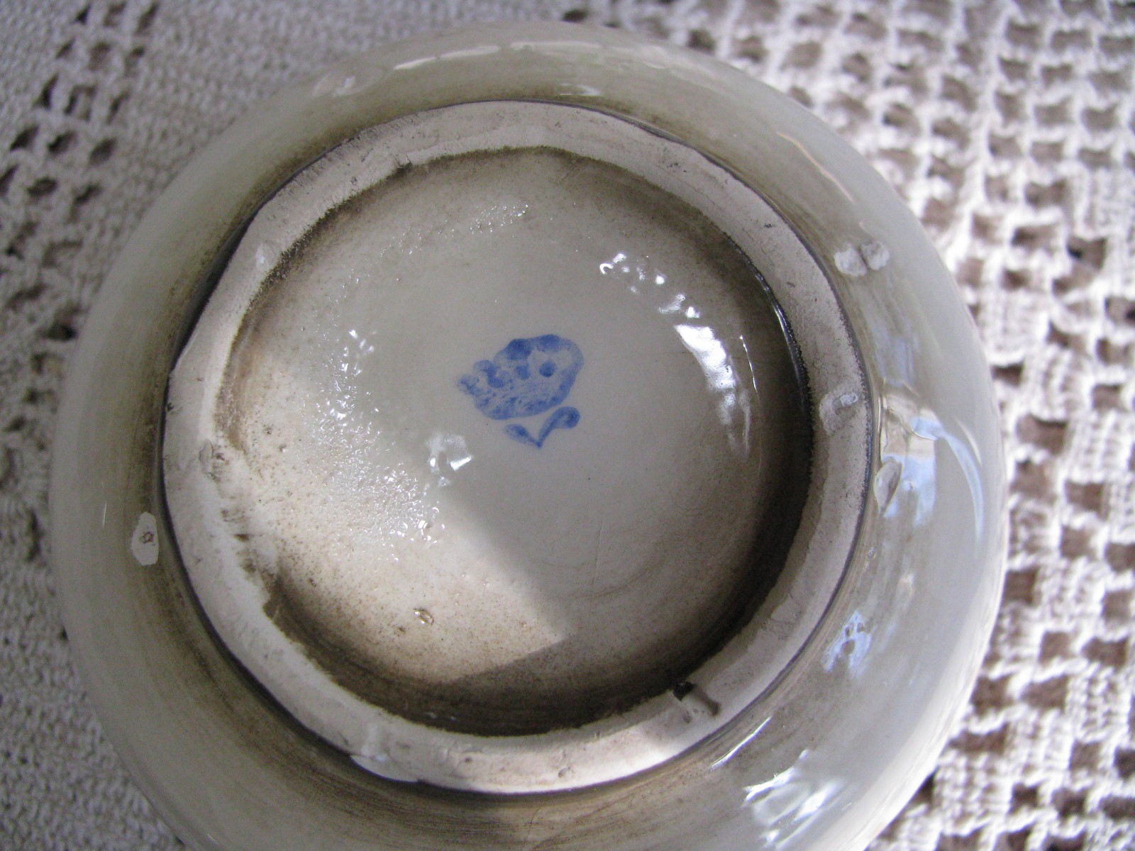 Lovely Lidded Trinket Box-La Partenope by Capodimonte M/I Italy