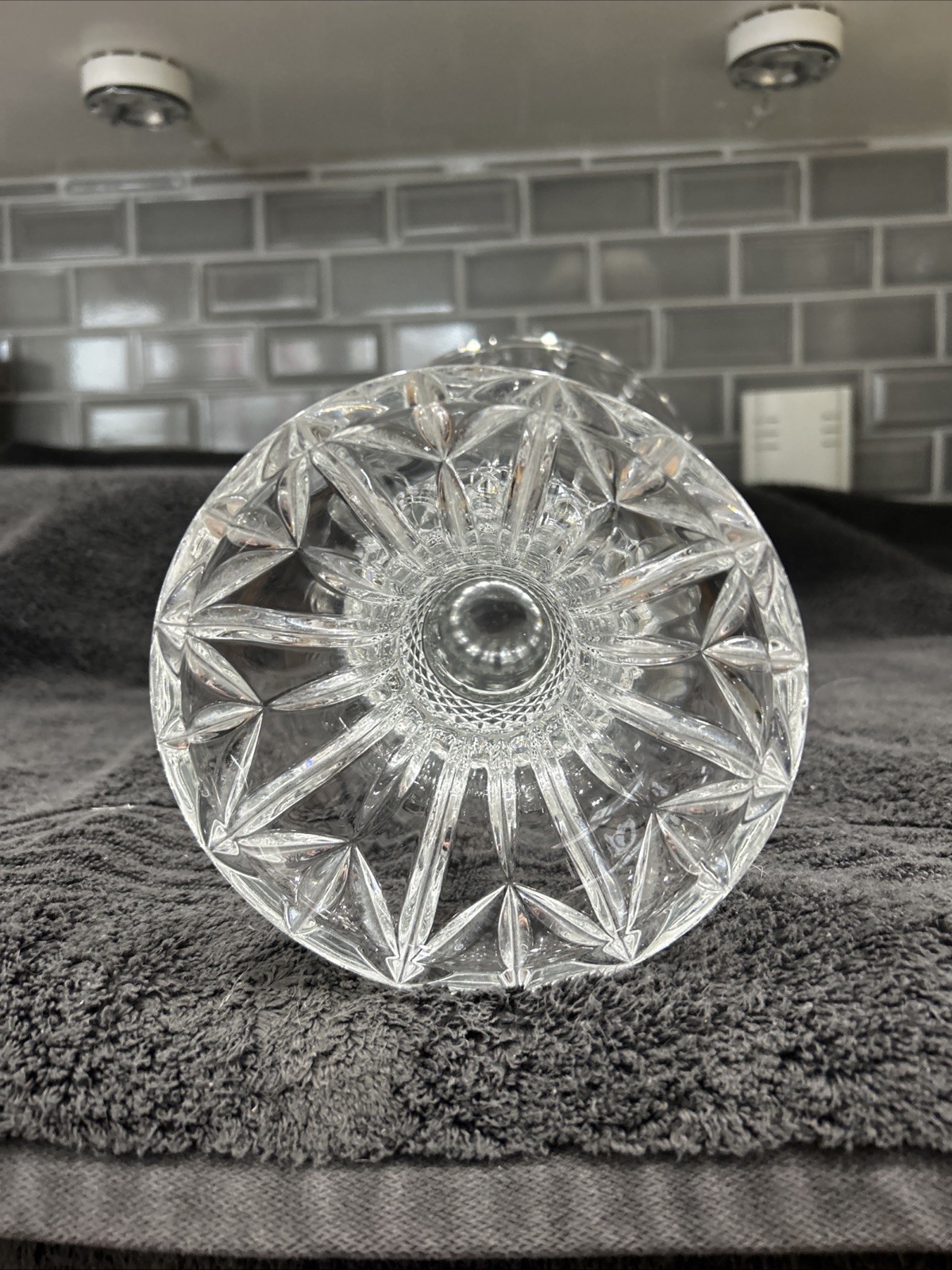 Shannon by Godinger Olympia Large 24% Lead Crystal Vase 11.5″ T Unmarked ￼