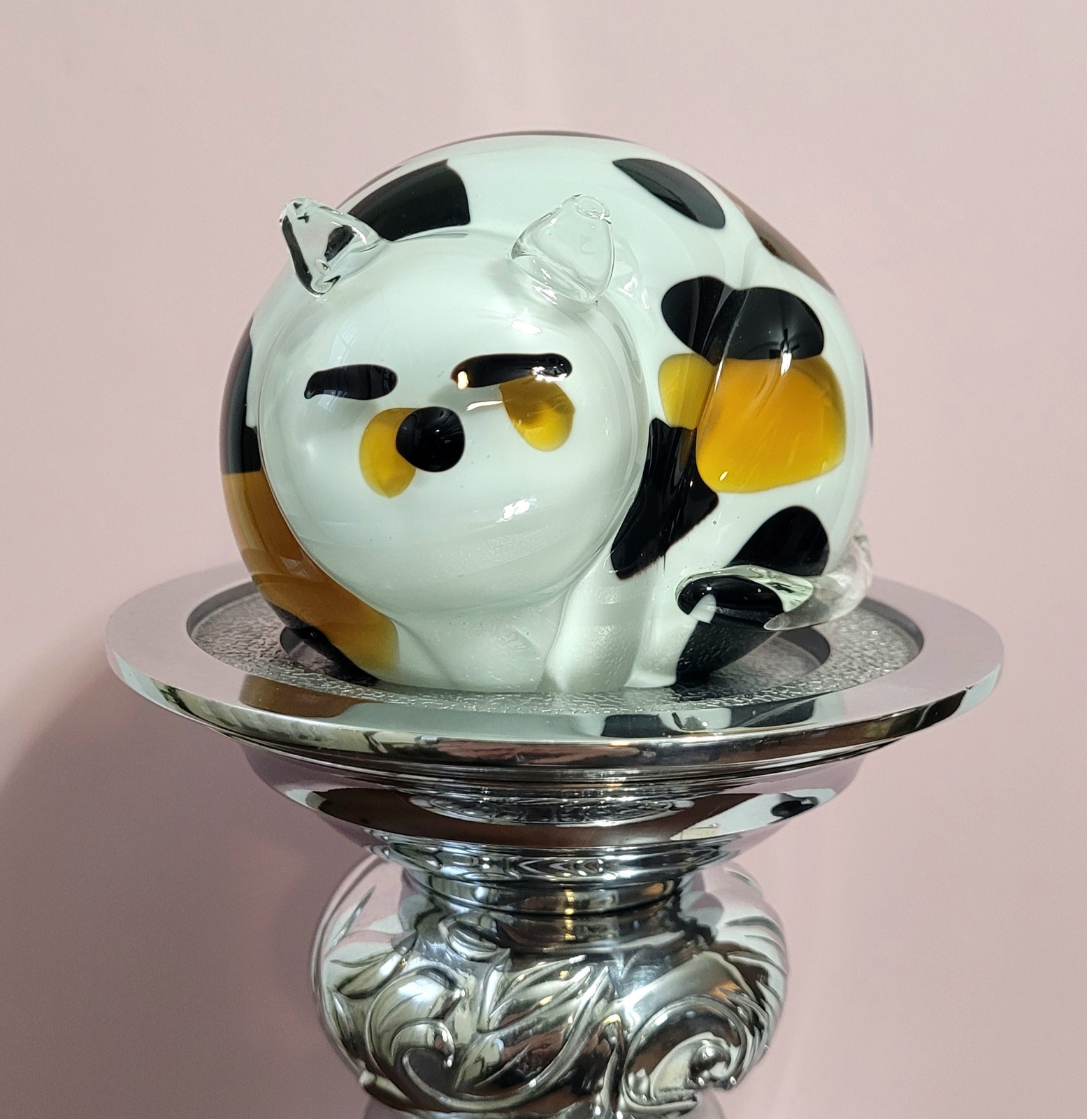 Signed Galerie Sklo Petr Art Glass Calico Cat 2.5″H -Whimsical Bohemian Art-Rare