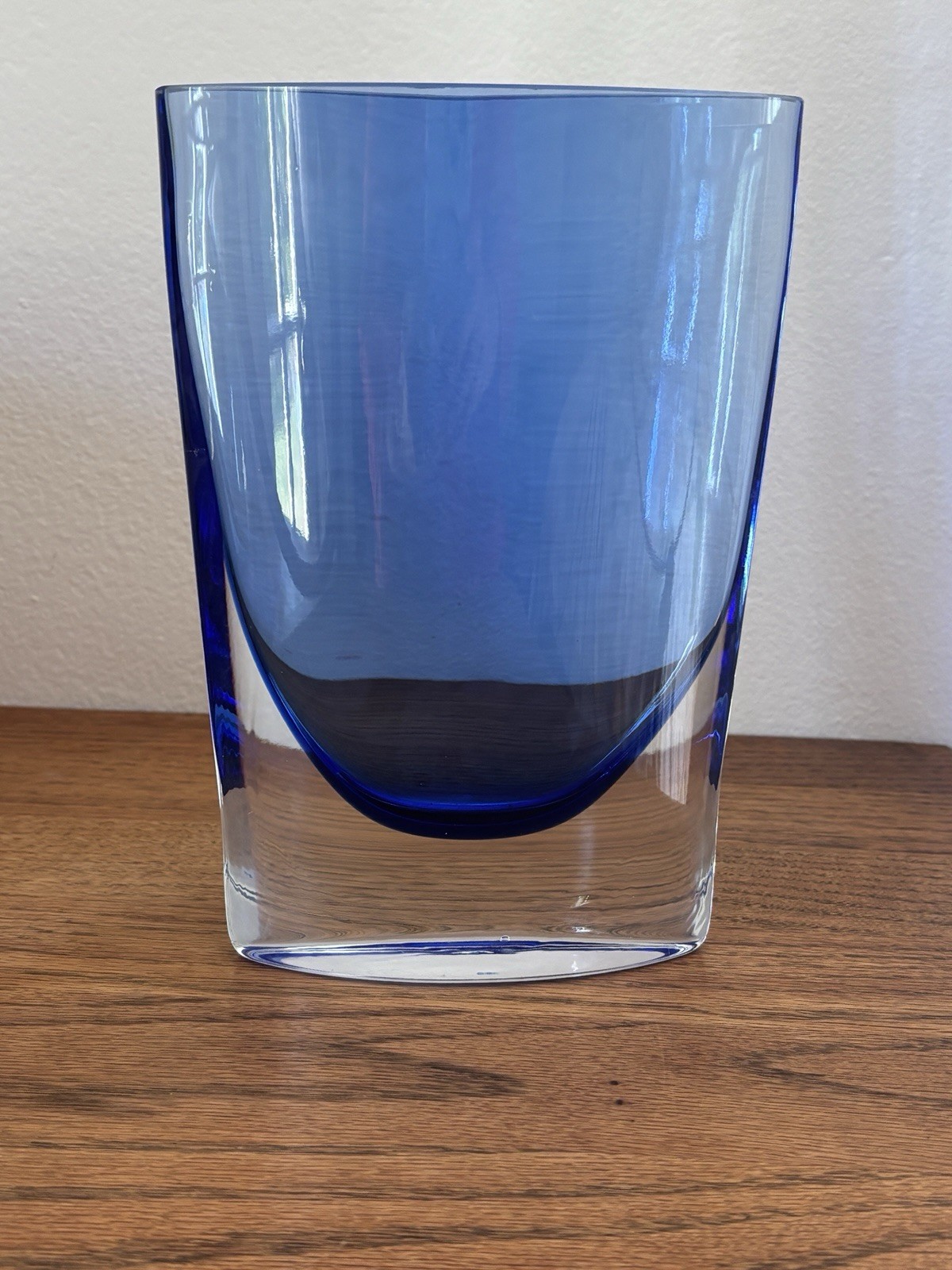 VNTG Lindshammar Sweden Gunnar Ander Midcentury Modern Blue And Clear Glass Vase