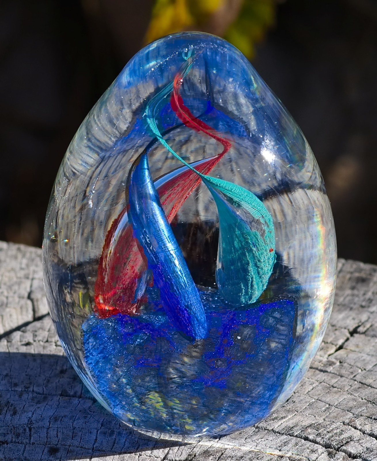 VINTAGE Paperweight Blue Green Red Swirl MAGNIFICENT GLASS!