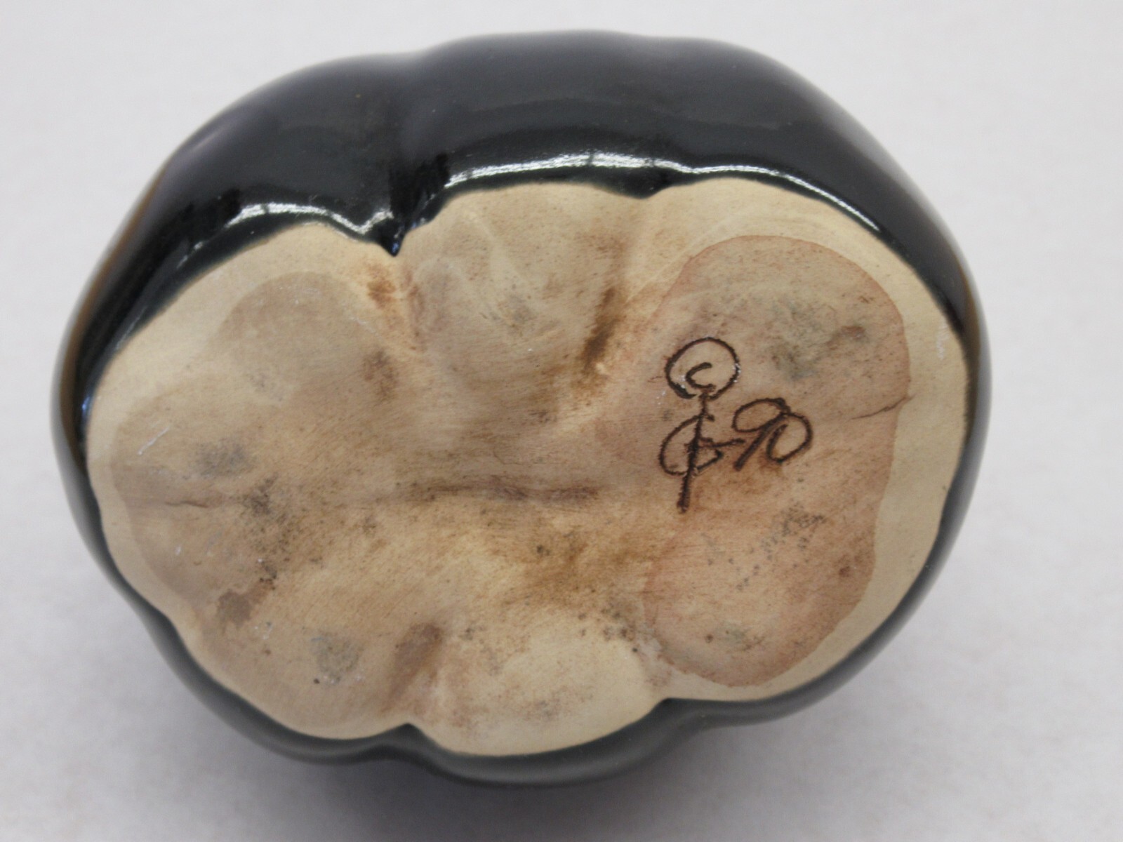 Patricia Garrett Pottery 1990 GREAT IMPRESSIONS eggplant ceramic vase