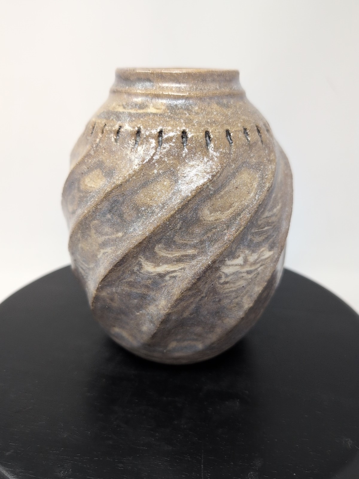 Studio Pottery Signed Vase Beautiful Glaze Signed CYR 6.5″ Tall