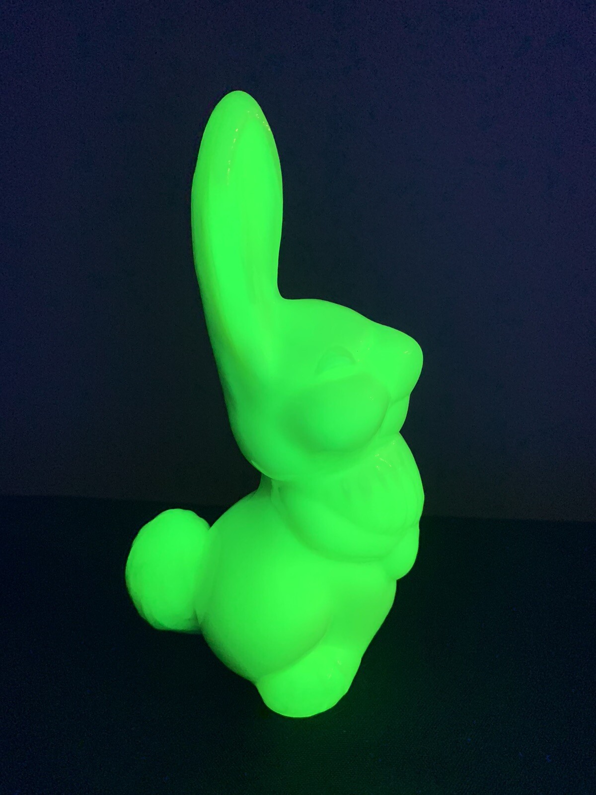 Viking Uranium Opalescent /custard Thumper Jim Burkam bunny