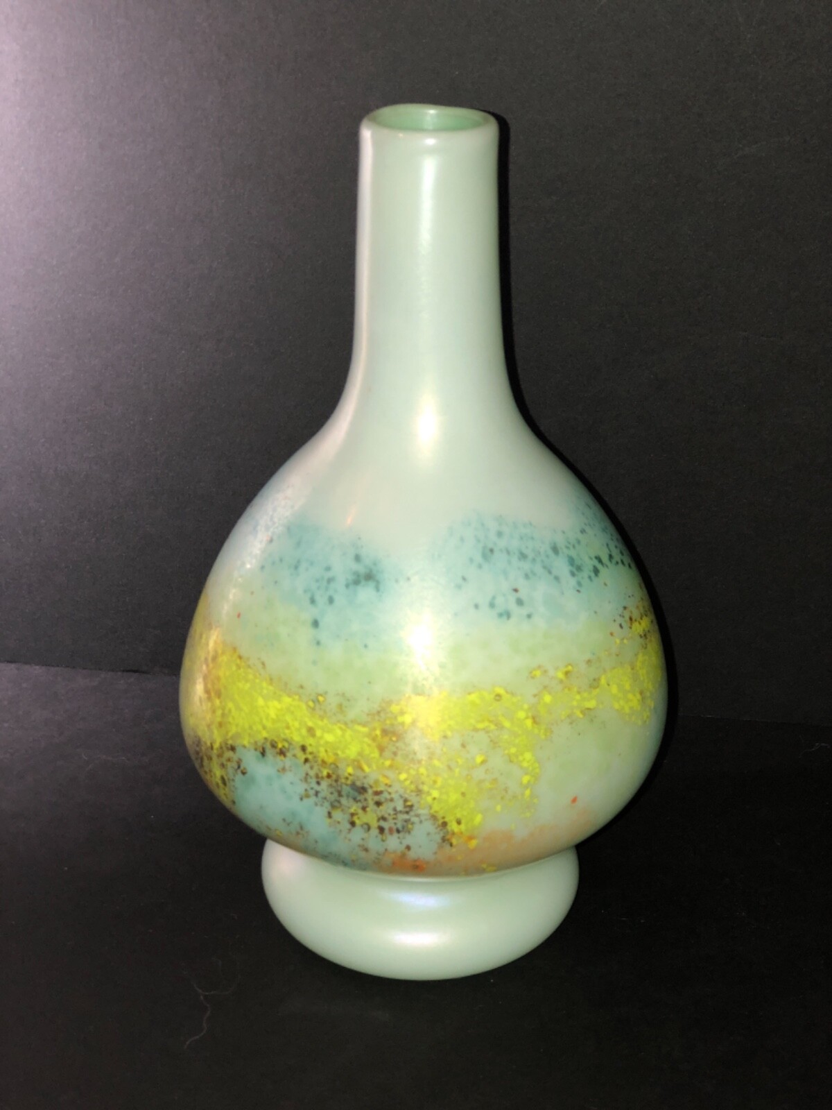 Vtg Hand Blown Art Glass Vase by artist Don Friel 1979 Wheaton Village