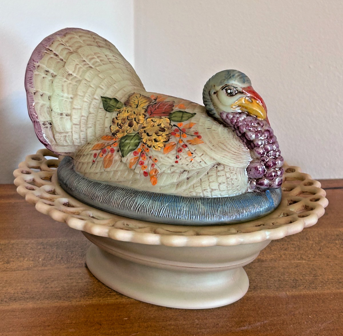 Mosser Satin Jade Painted Large Turkey On Nest MINT Condition Fall Harvest HON