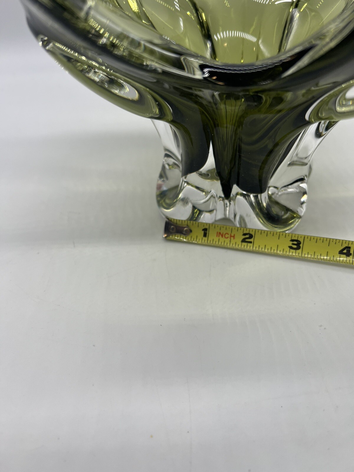 VTG CHALET Lorraine SPLASH 8 Point Olive Green to Clear Art Glass Large Vase