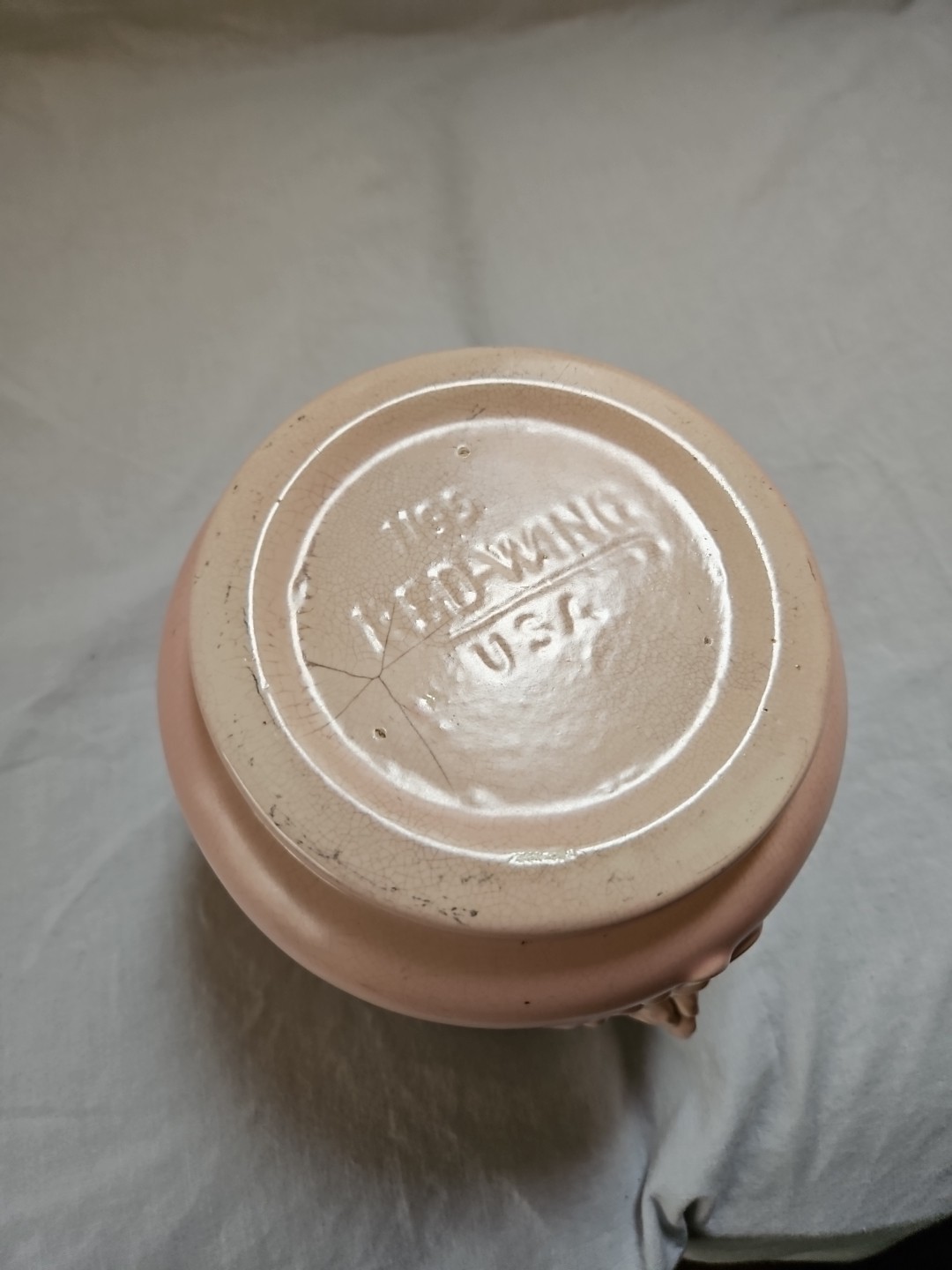 Redwing Pottery 1195 USA Light Pink Planter 5″ Diameter 4.5″ Tall