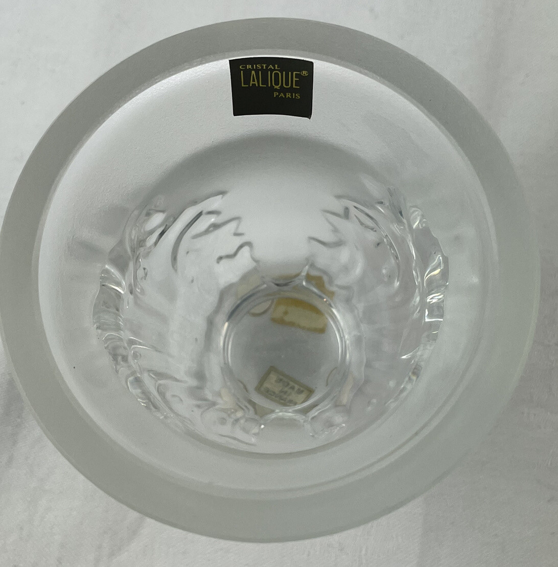 LALIQUE France ST. CLOUD CRYSTAL Frosted Vase With ACANTHOS Leaves Signed 4.5″