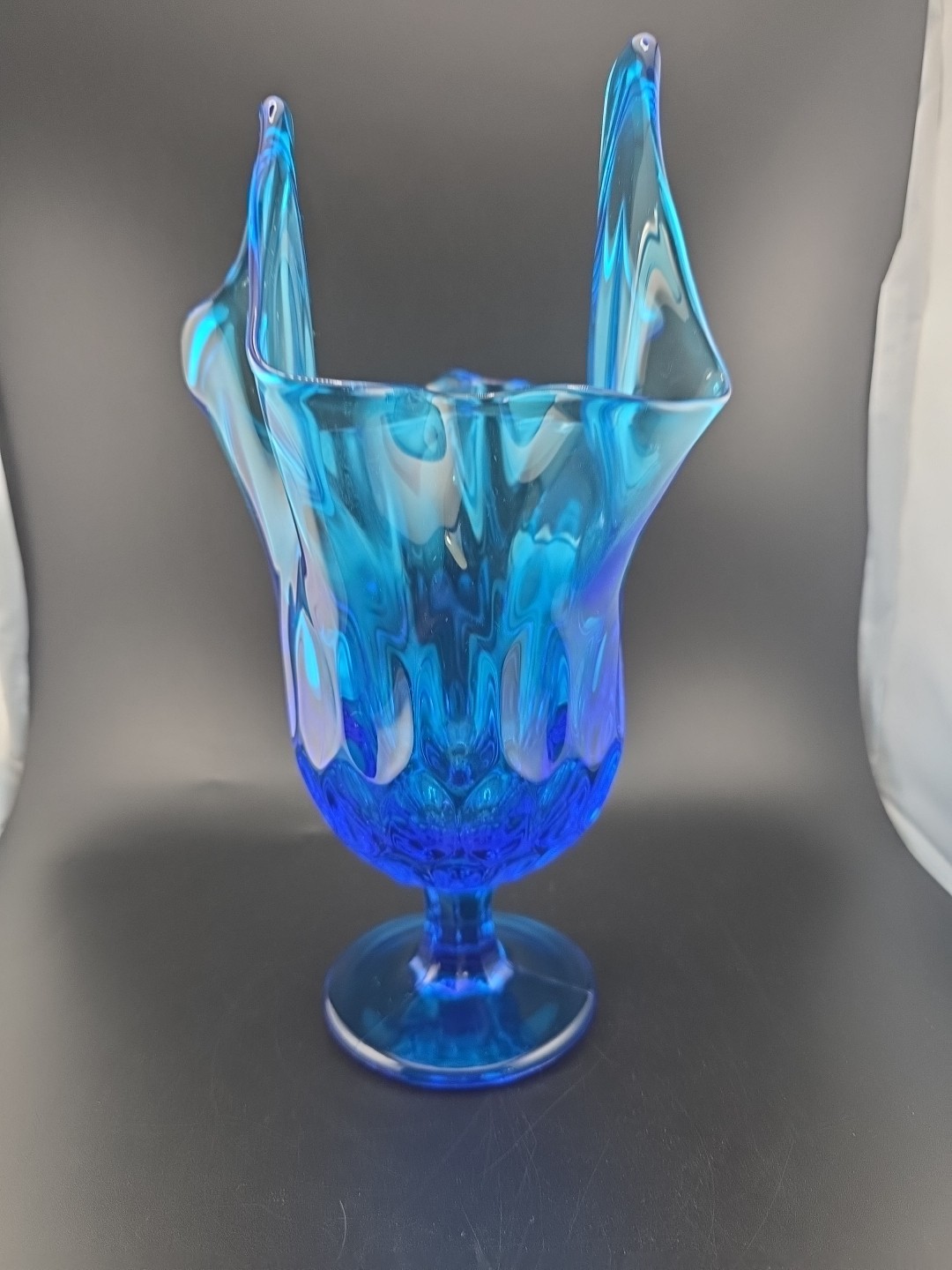 Vtg Fenton Vase Colonial Blue Sapphire Hankerchief Thumbprint Design 10 Inch Tal