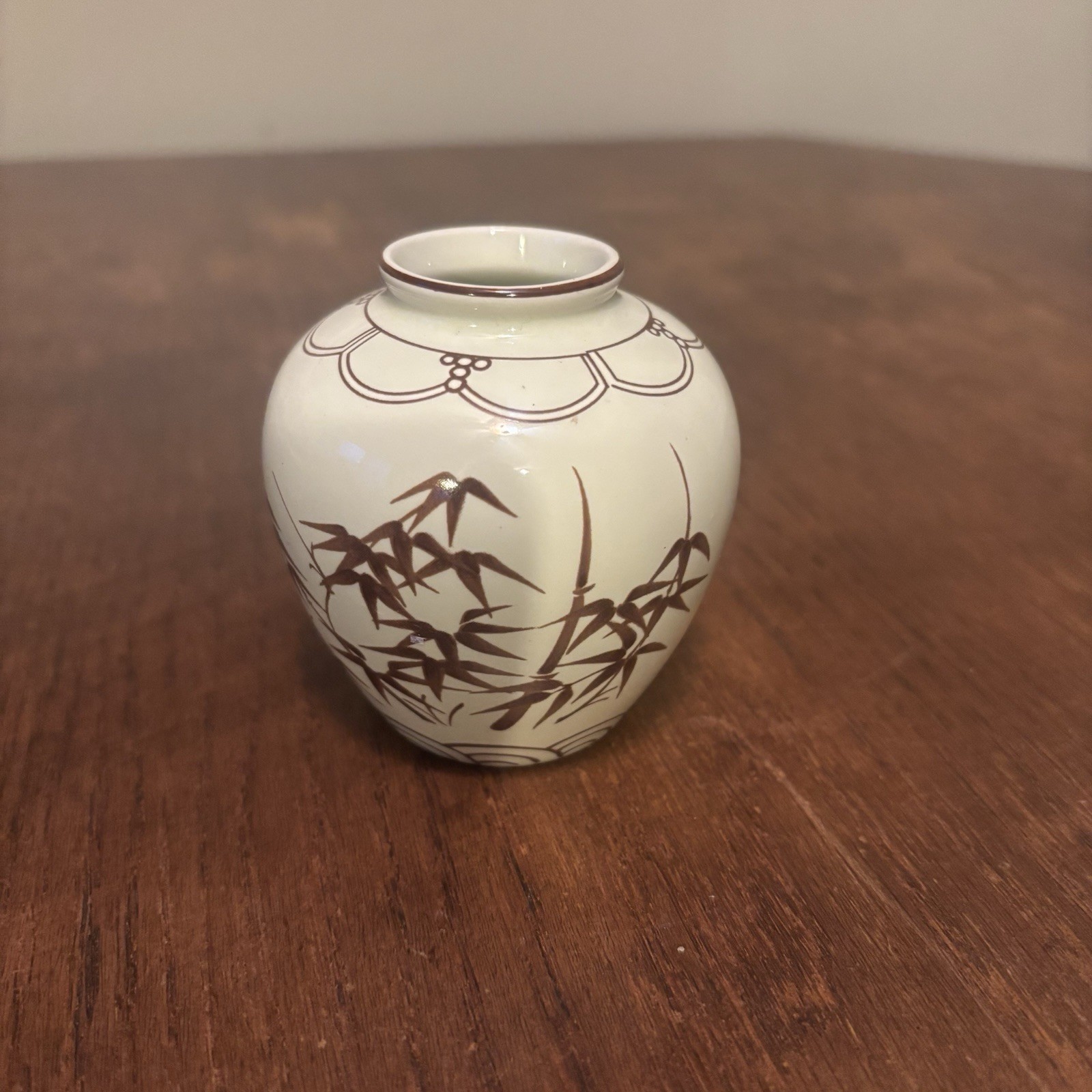 Litan Dynasty Korea 16th Century Repro Vase K-67 Imperial Collection Japan 3″