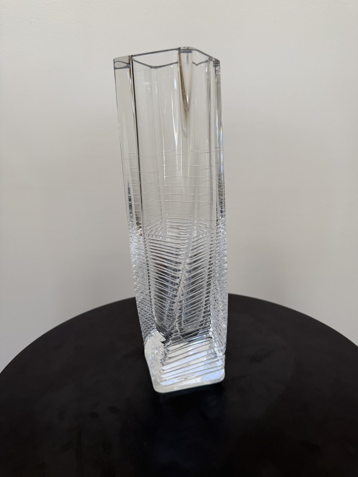 Fu Sosso for Hoya Signed Japanese Crystal Vase Twisted Square Ribbed 11.5″