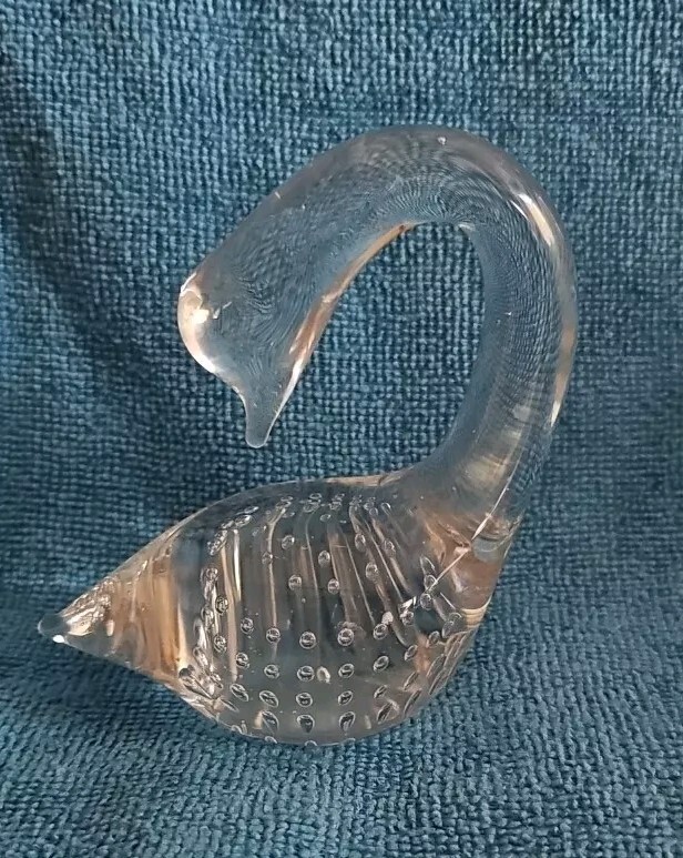 Vintage Swan Clear Art Glass Paperweight Bubbles 1.2lbs