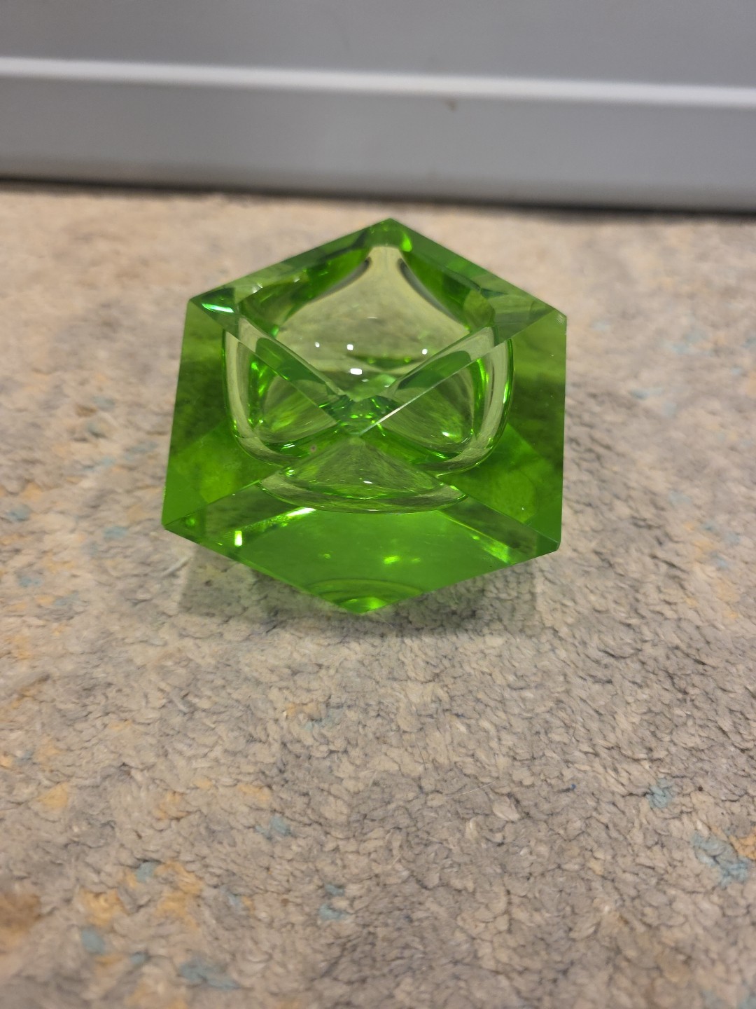 Art Deco MCM Green Art Glass Faceted VTG Modernist Geometric Hexagon Ashtray