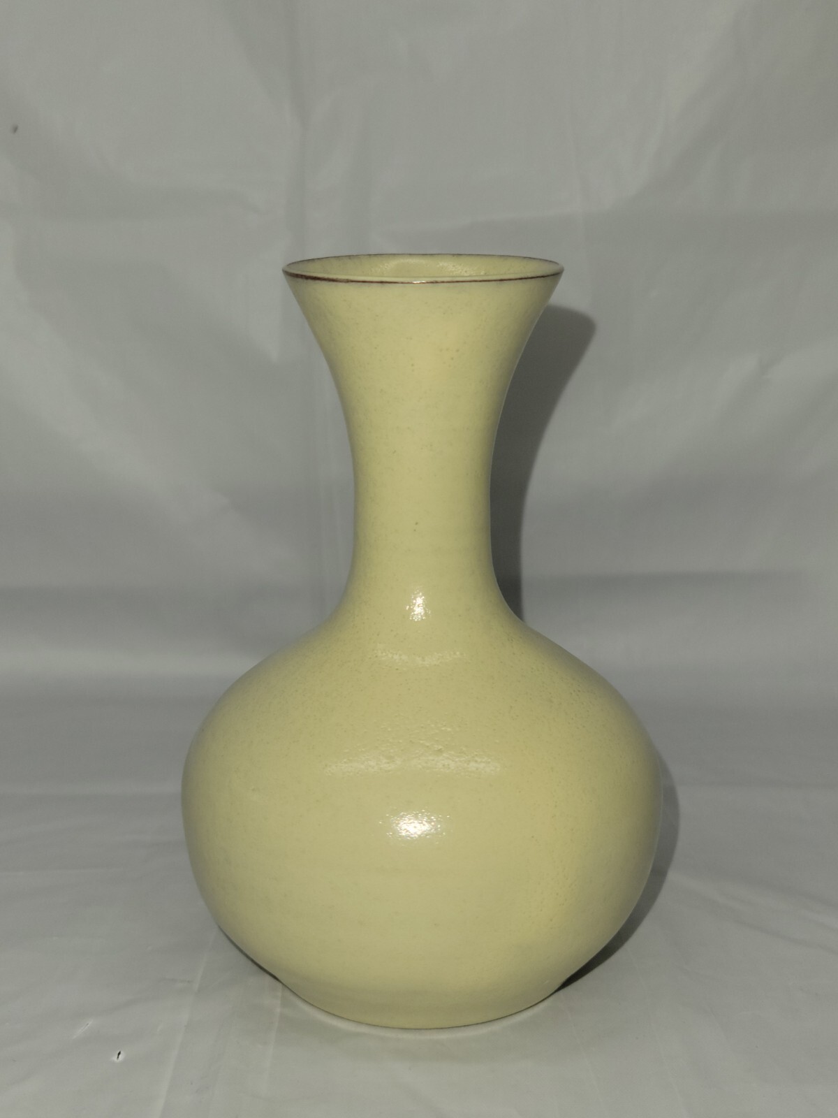 North Carolina pottery vase 5 inch yellow cream RARE form and color Cole # 4654