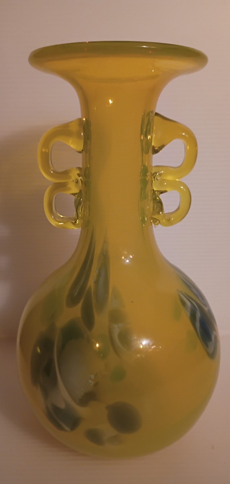 Vintage Hand Blown Yellow Art Glass Vase Cadmium UV Reactive Handles! 8.5″ Tall!