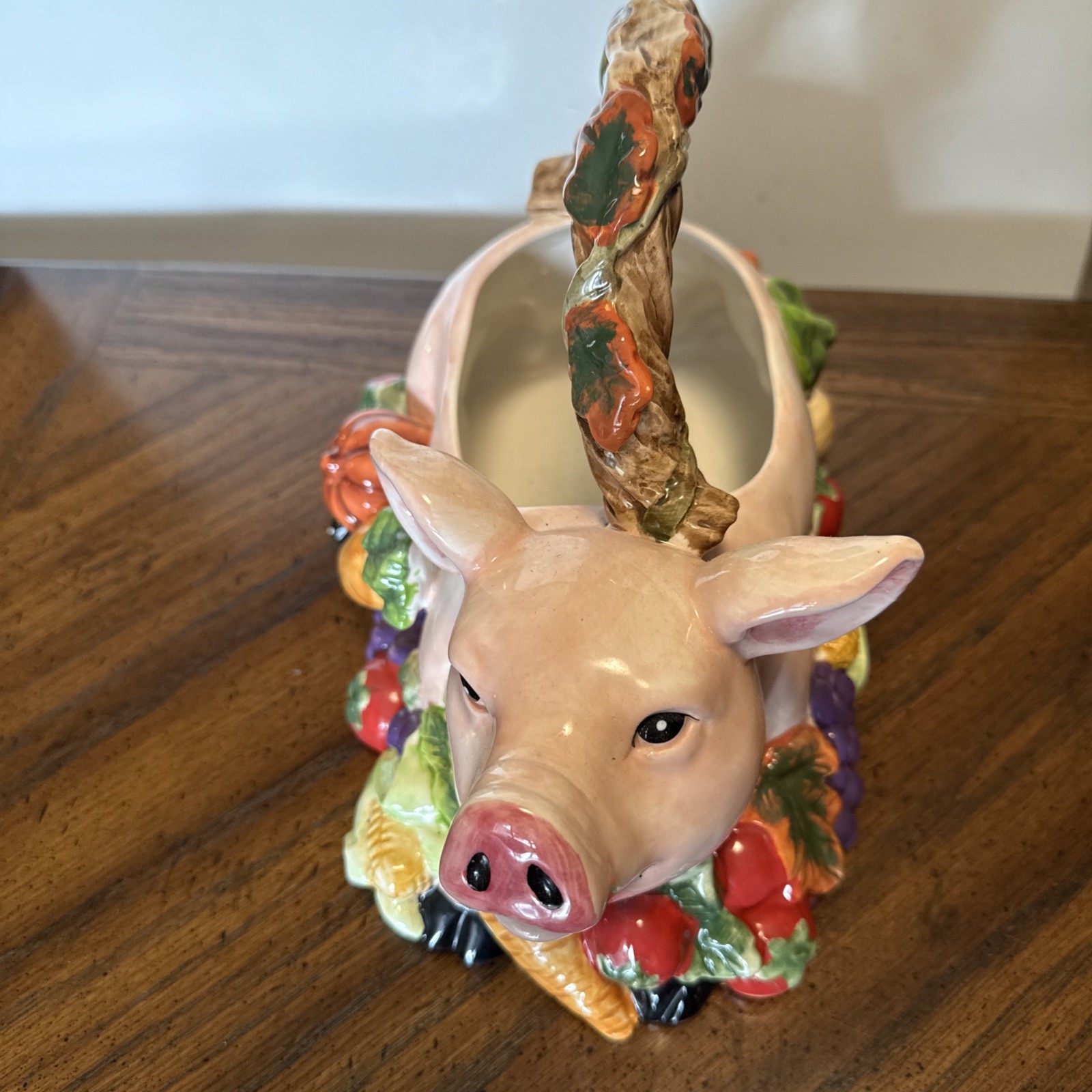 Signature Home Collection Ceramic Pig Planter Basket Vegetable Decoration VTG