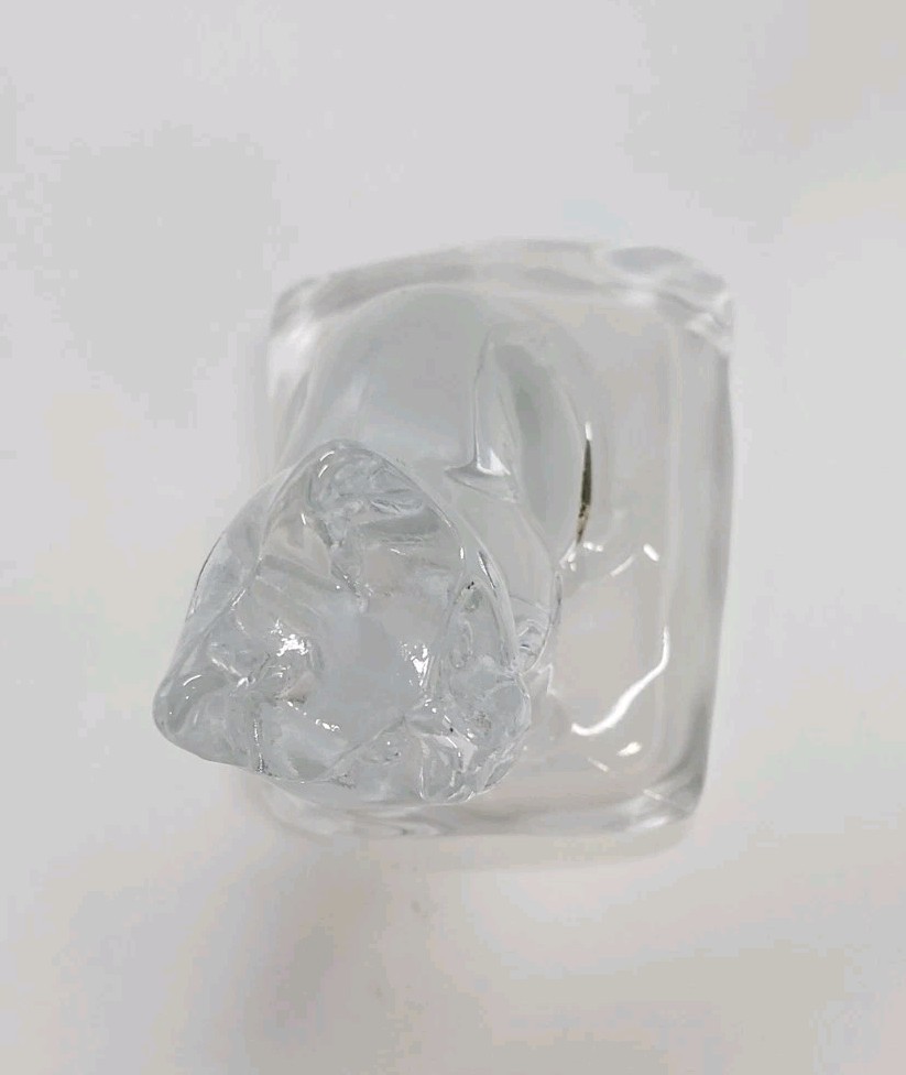 Vtg Cristal d’Arques Durand 24% Lead Crystal Cat on Frosted Pillow Base Figurine