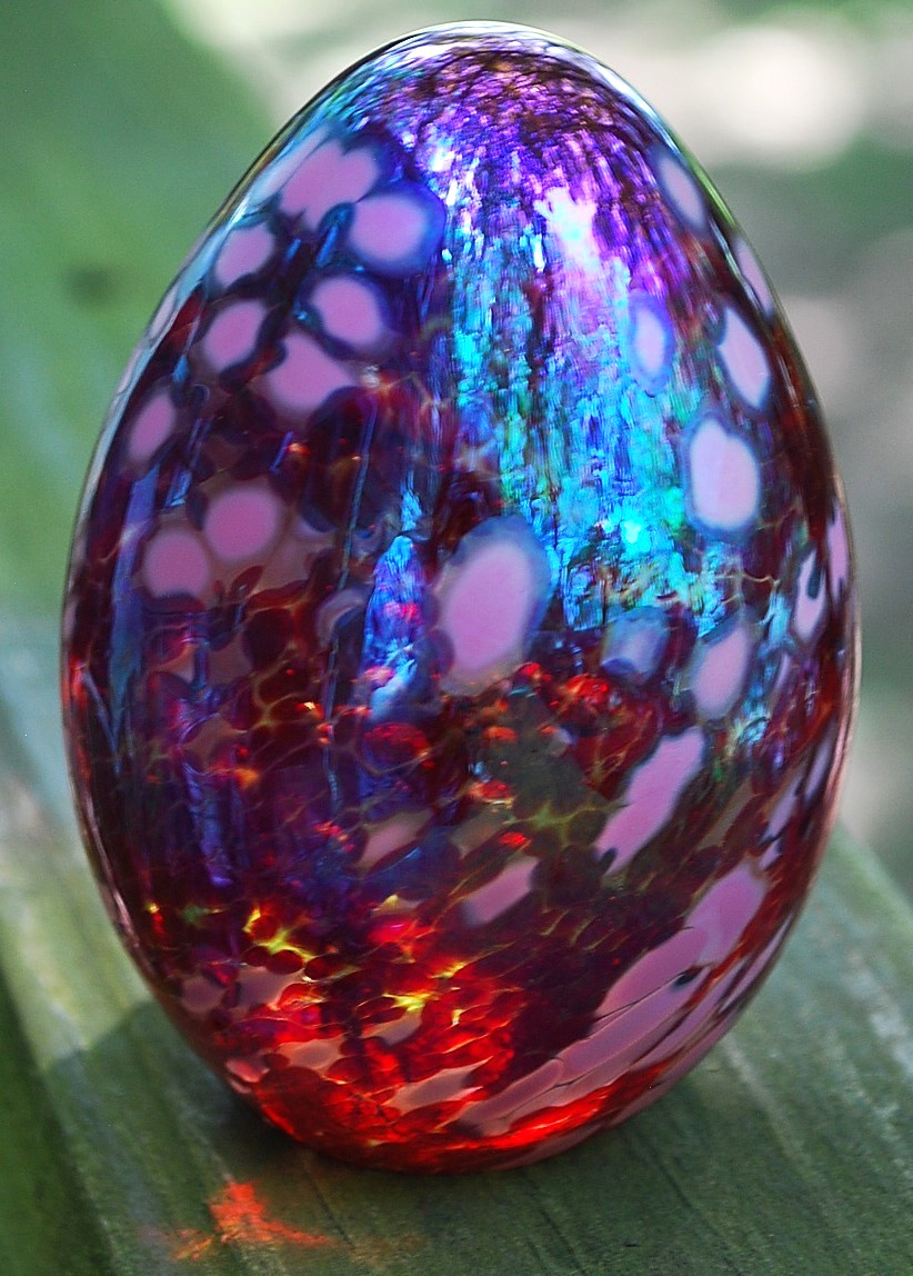 Hand Blown 3.25″ ART GLASS EGG Paperweight RED IRIDESCENT Signed MSH ASH 1989