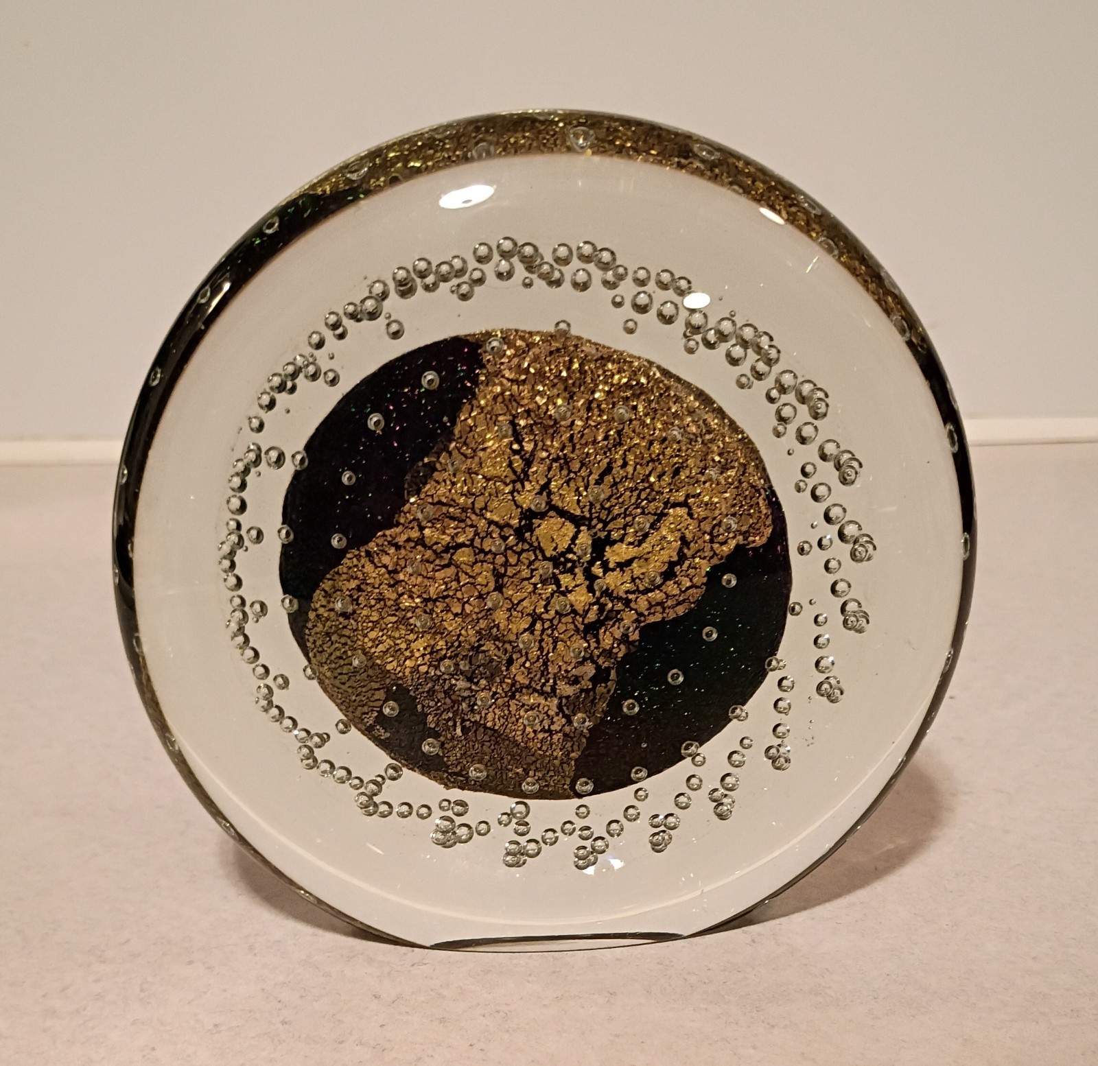 2001 Signed Robert Eickholt 5″ Gold Foil Bullicante Disc Art Glass Paperweight