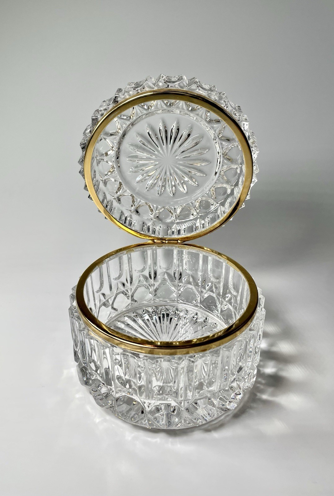 Vintage Crystal Jewelry Box – Round Decorative Hinged Box With Gold Trim