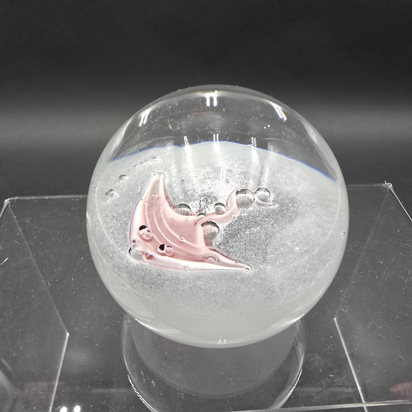 Stingray Art Glass Paperweight Globe Hand Blown Glass 2.25 in