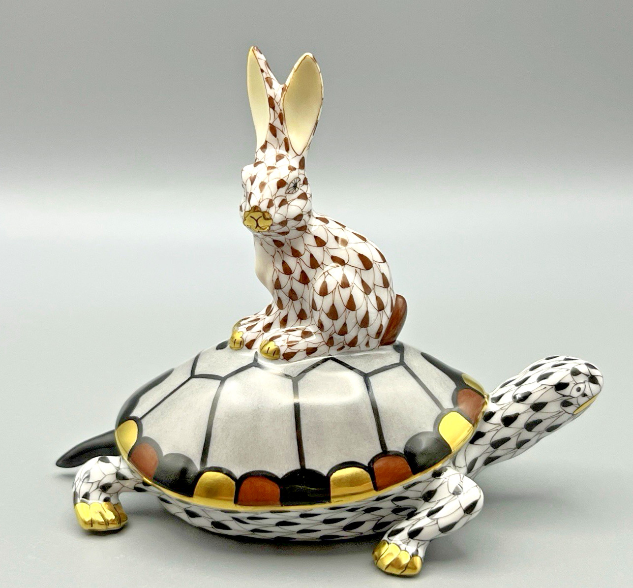 Herend Turtle Bunny Figurine Tortoise & Hare – Black Fishnet & Chocolate Fishnet