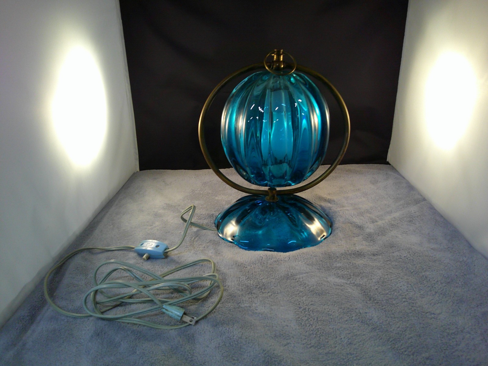 Antique Turquoise Heavy Art Glass 12″ does not work Switch marked Santoku