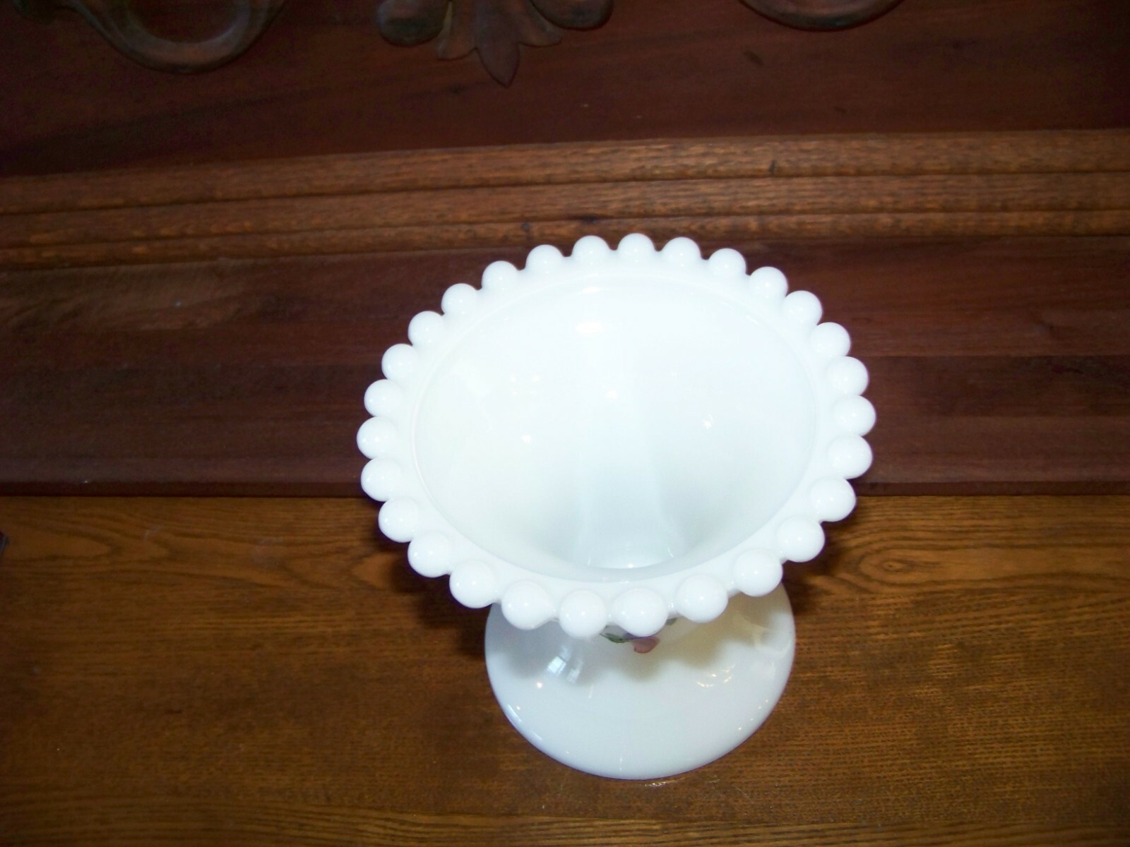 MILK GLASS BEADED EDGE HAND PAINTED VIOTETS 5″TALL VASE