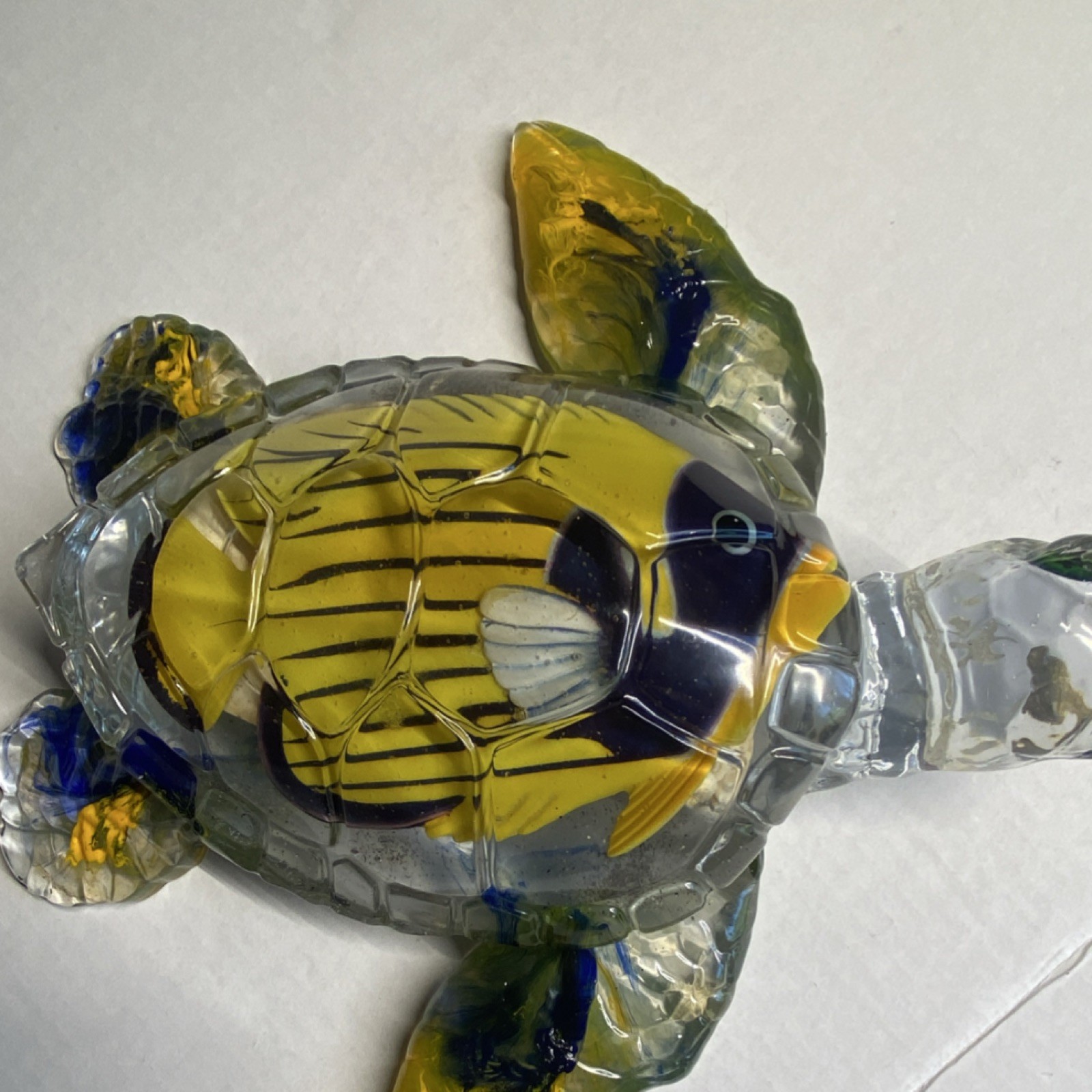 Art Resign molded Sea Turtle Figurine, Clear Yellow Blue Green, 3D Effect, 11 in