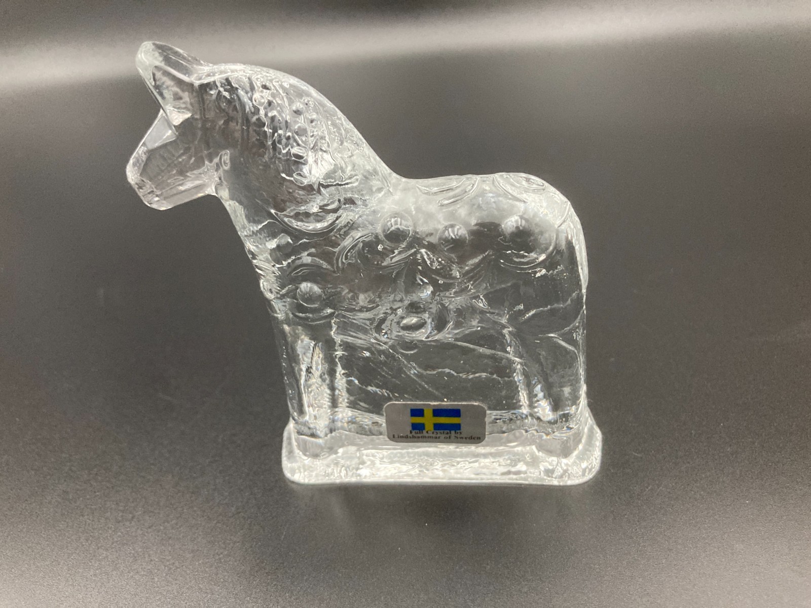 Lindshammar Art Glass Swedish Dala Horse Figurine with Tag 3 1/4″