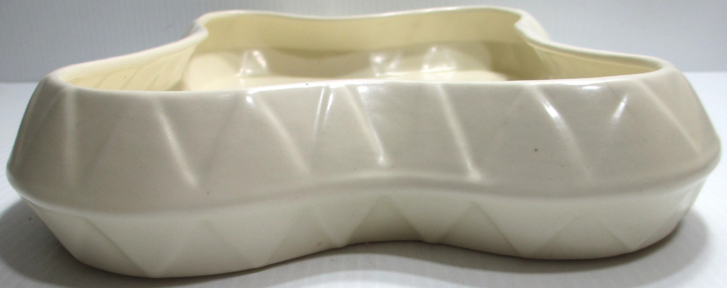 Vintage Red Wing Pottery Planter Shallow Bowl # 637 White Pond 11 3/4″ Long