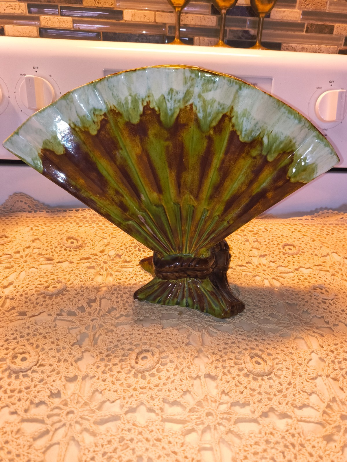 Vintage Royal Hager Drip Glaze Scollaped Shell Vase 8 Wholes 1950s-60s