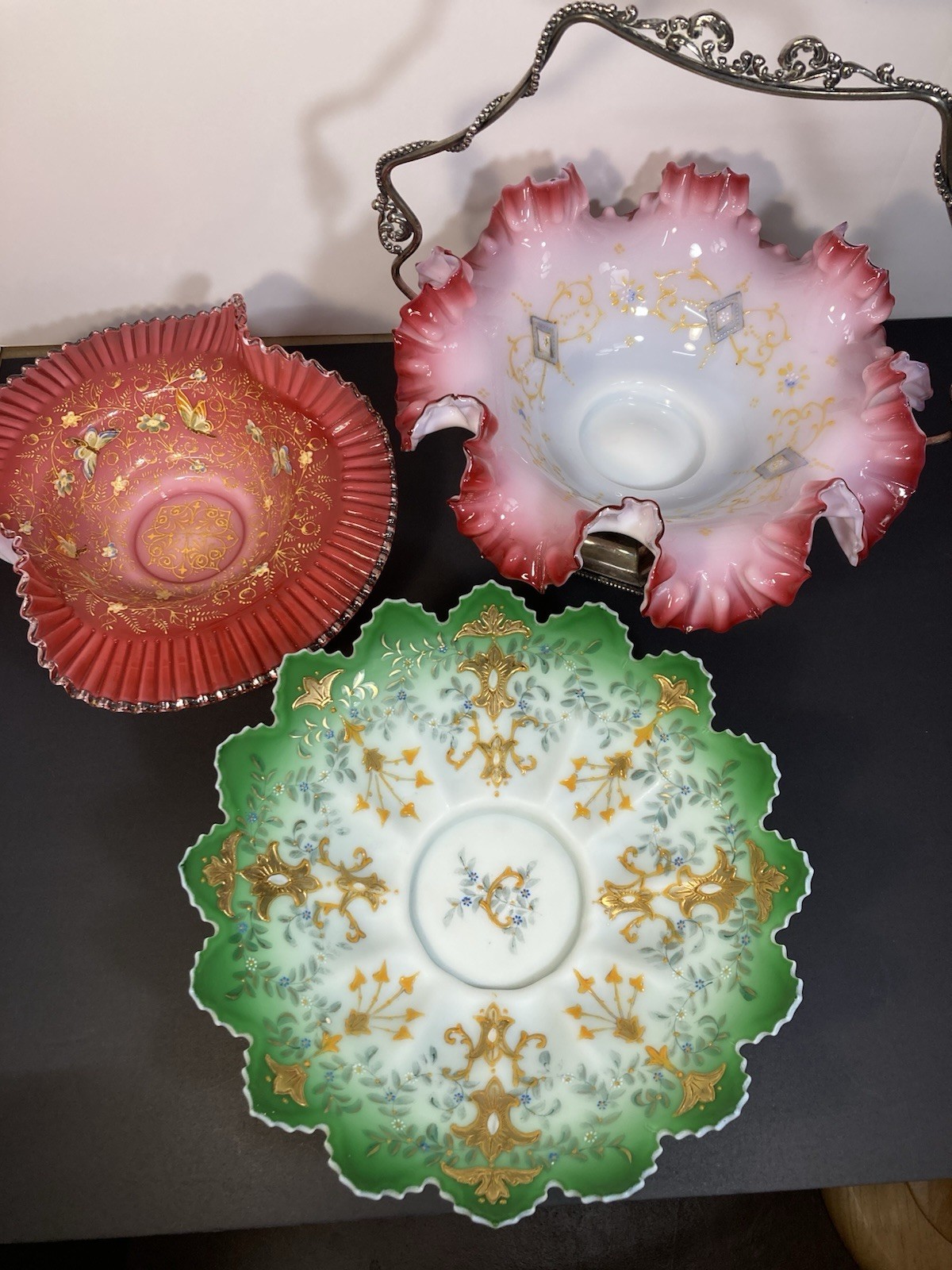 Antique Victorian Enameled Glass Ruffled Brides Basket/Bowl On Silverplate Frame