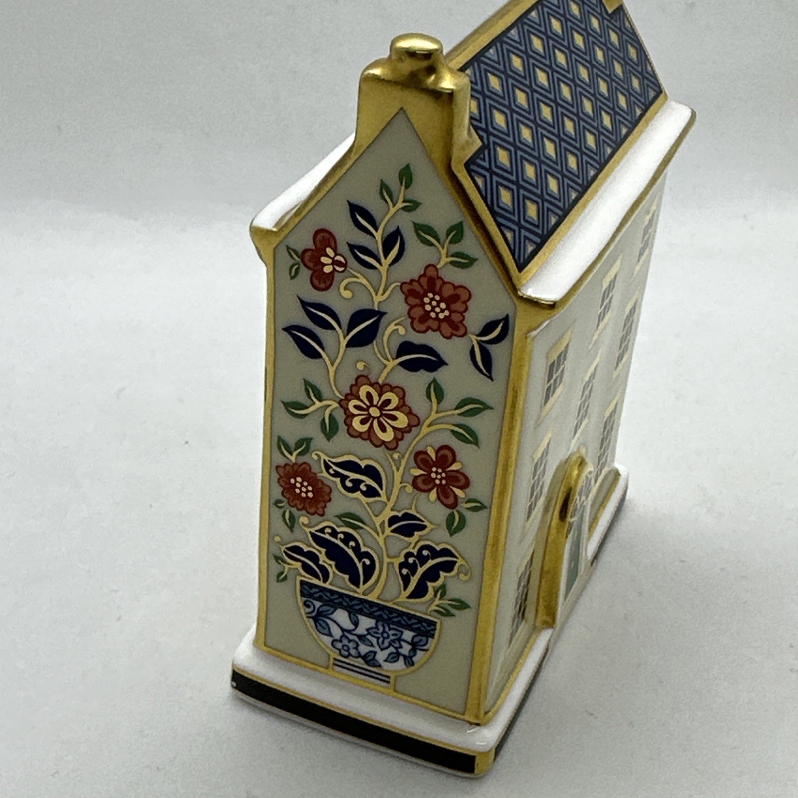 VTG 2001 Royal Crown Derby Imari Paperweight Georgian Town House Figurine