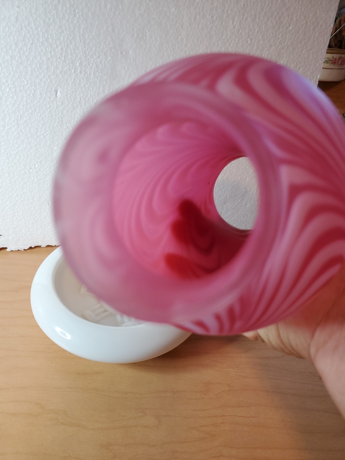 Vnt FENTON RARE Cranberry SATIN OPALESCENT FEATHER SWIRL FAIRY Taper Candle LAMP